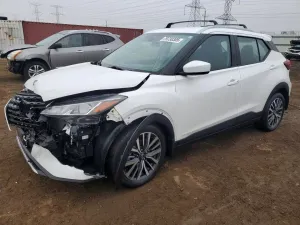 2023 NISSAN KICKS