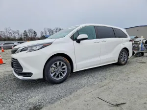 2022 TOYOTA SIENNA