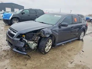 2013 SUBARU LEGACY