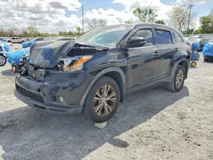 2015 TOYOTA HIGHLANDER