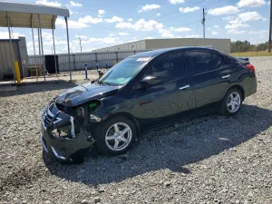2018 NISSAN VERSA