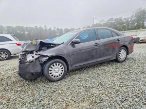 2013 TOYOTA CAMRY