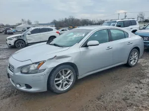 2014 NISSAN MAXIMA