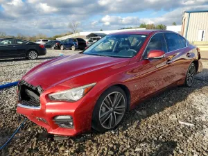 2015 INFINITI Q50