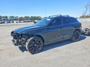 2019 JAGUAR F-PACE