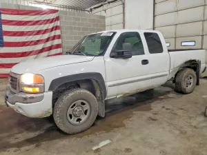 2004 GMC SIERRA