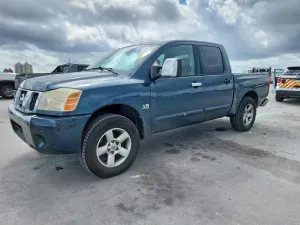 2004 NISSAN TITAN