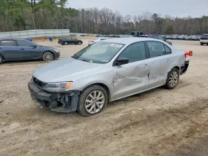 2015 VOLKSWAGEN JETTA