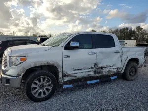 2015 TOYOTA TUNDRA