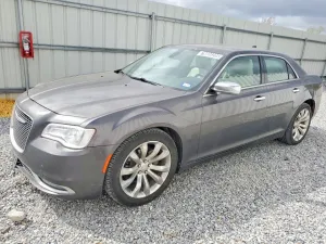 2018 CHRYSLER 300