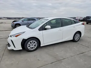 2022 TOYOTA PRIUS