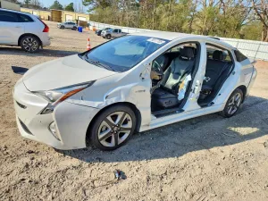 2017 TOYOTA PRIUS FOU