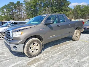 2011 TOYOTA TUNDRA