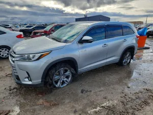 2017 TOYOTA HIGHLANDER