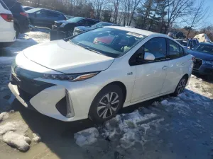 2017 TOYOTA PRIUS