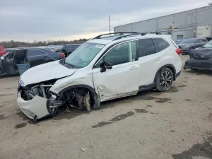 2019 SUBARU FORESTER