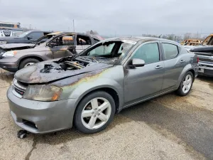2013 DODGE AVENGER