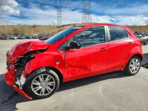 2012 MAZDA 2