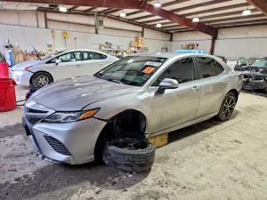 2019 TOYOTA CAMRY