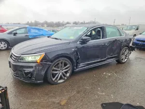 2019 VOLKSWAGEN PASSAT