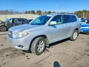 2010 TOYOTA HIGHLANDER
