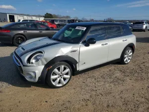 2018 MINI COOPER