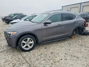 2018 ALFA ROMEO STELVIO