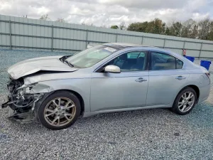 2014 NISSAN MAXIMA
