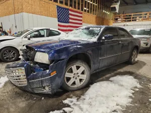 2005 CHRYSLER 300