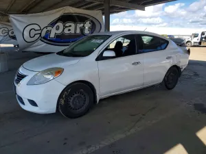 2014 NISSAN VERSA
