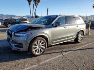 2019 VOLVO XC90