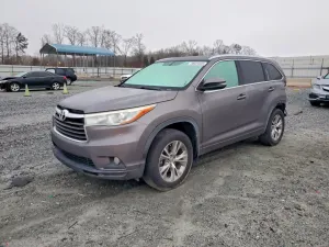 2015 TOYOTA HIGHLANDER