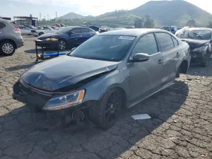 2013 VOLKSWAGEN JETTA