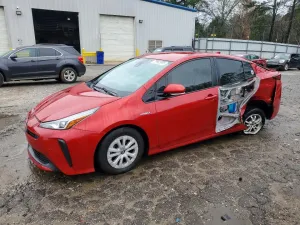 2019 TOYOTA PRIUS