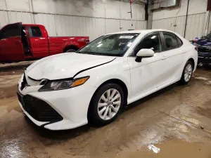 2019 TOYOTA CAMRY
