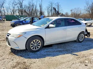 2017 TOYOTA CAMRY