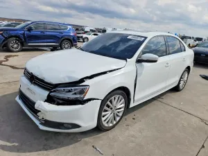 2014 VOLKSWAGEN JETTA