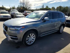 2018 VOLVO XC90
