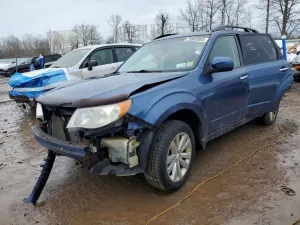 2011 SUBARU FORESTER 2