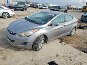 2012 HYUNDAI ELANTRA