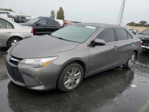 2015 TOYOTA CAMRY