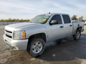2011 CHEVROLET SILVERADO