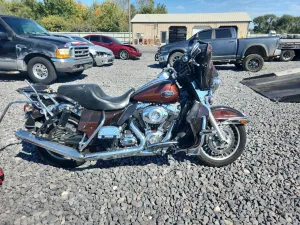 2011 HARLEY-DAVIDSON FL