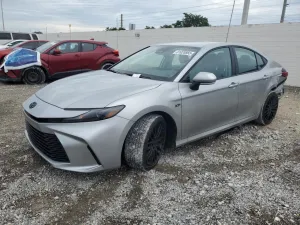 2025 TOYOTA CAMRY