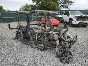 2021 CAN-AM DEFENDER M