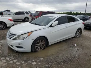 2011 HYUNDAI SONATA