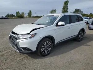 2020 MITSUBISHI OUTLANDER