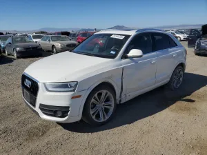 2015 AUDI Q3