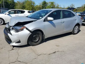 2019 TOYOTA COROLLA