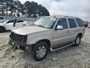 2004 CADILLAC ESCALADE